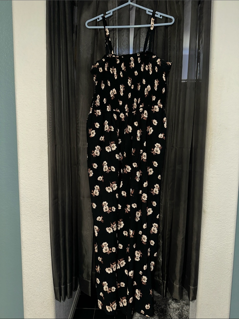 Black Floral Smocked Strap Wide-Leg pant jumpsuit